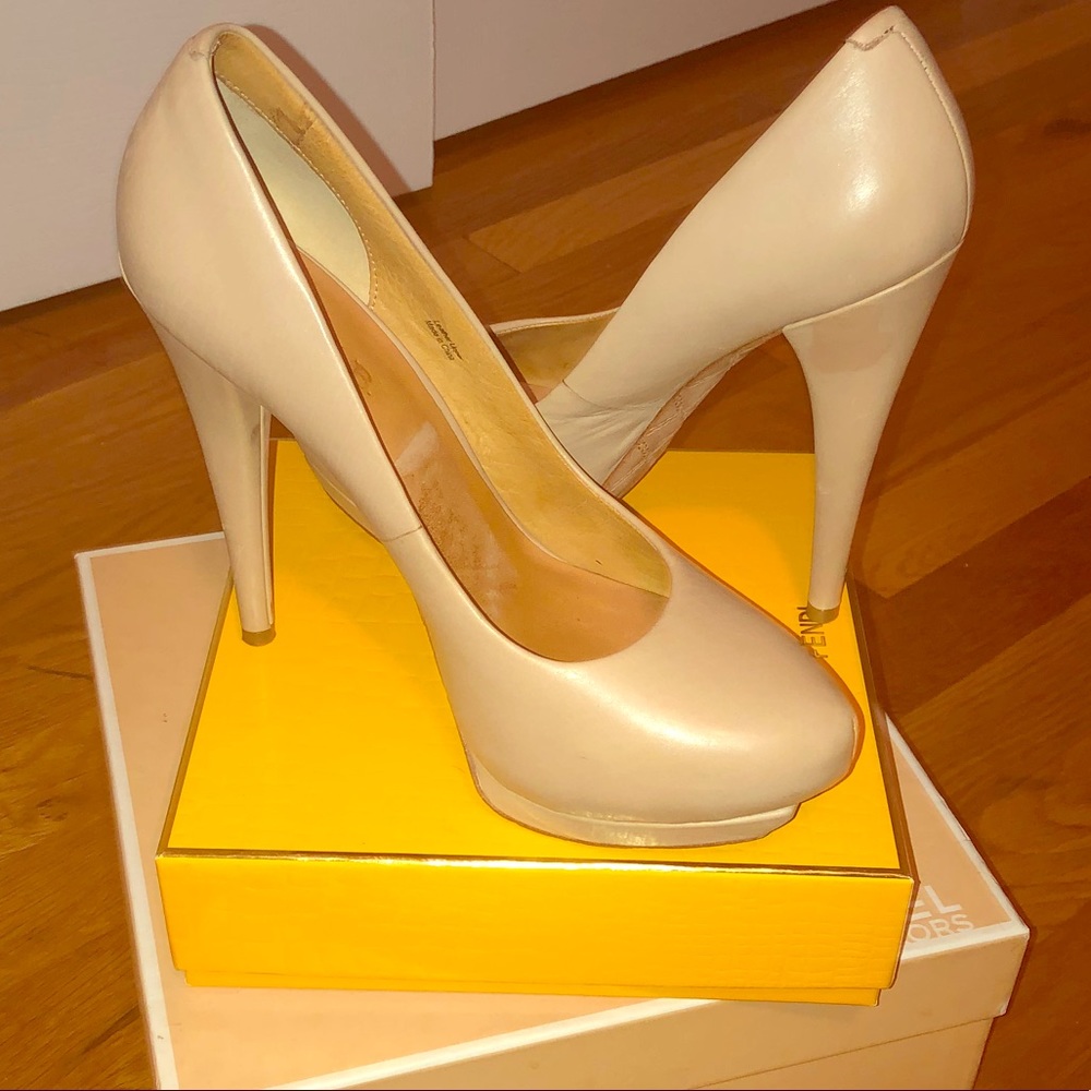 L.a.m.b Tan leather platform heels